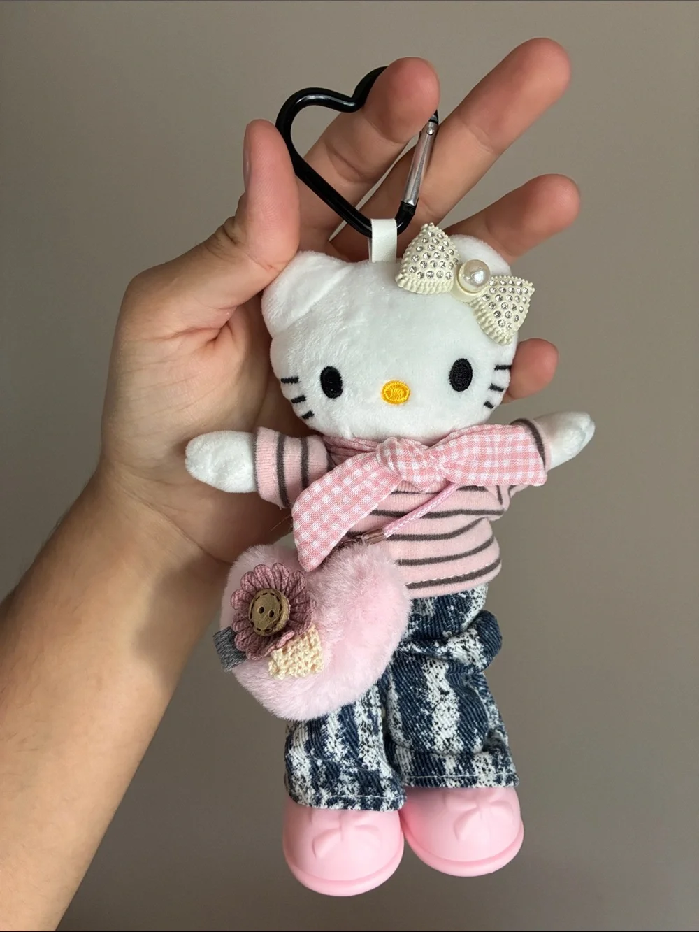Hello Kitty Plush Fashion Diva Keychain Bag Charm